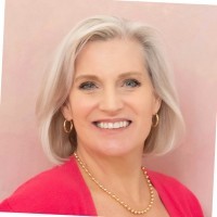 Elaine Gravatte